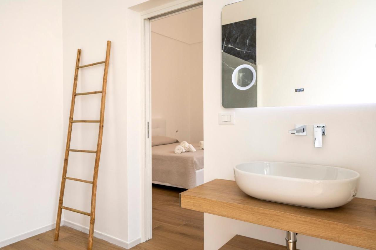 Casa Del Barone - Luxury Suites Monopoli Exteriör bild